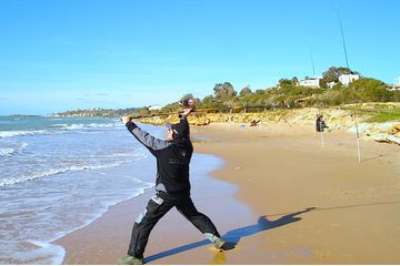 Surf-Casting: la pesca dalla spiaggia a Menfi